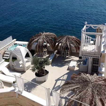 Bellavista Bed & Breakfast 4*